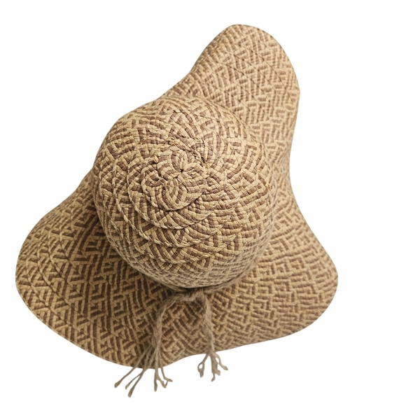 Cappelli Straworld Breona Straw Two Tone Hat Braided Straw and Shell Detail - Picture 4 of 7